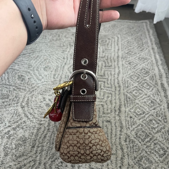 SOLD! - Picture 3 of 6